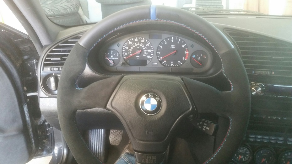 steeringwheel.jpg