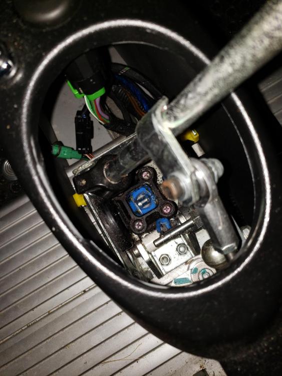Broken shifter.jpg