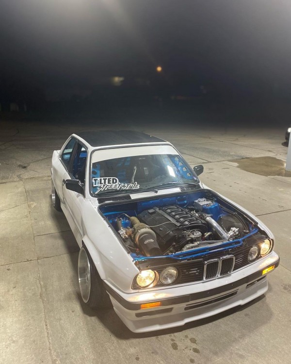 19270049539288518305298691999614785449845449n(1).jpg