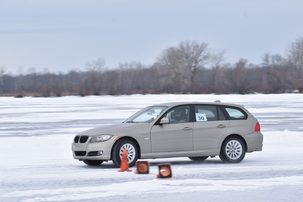 fvscc-ice-racing-pogan-2-6-22-3351867642015o.thumb.jpg.3b70470bfaaa2bfb21edb31cc021b14f.jpg